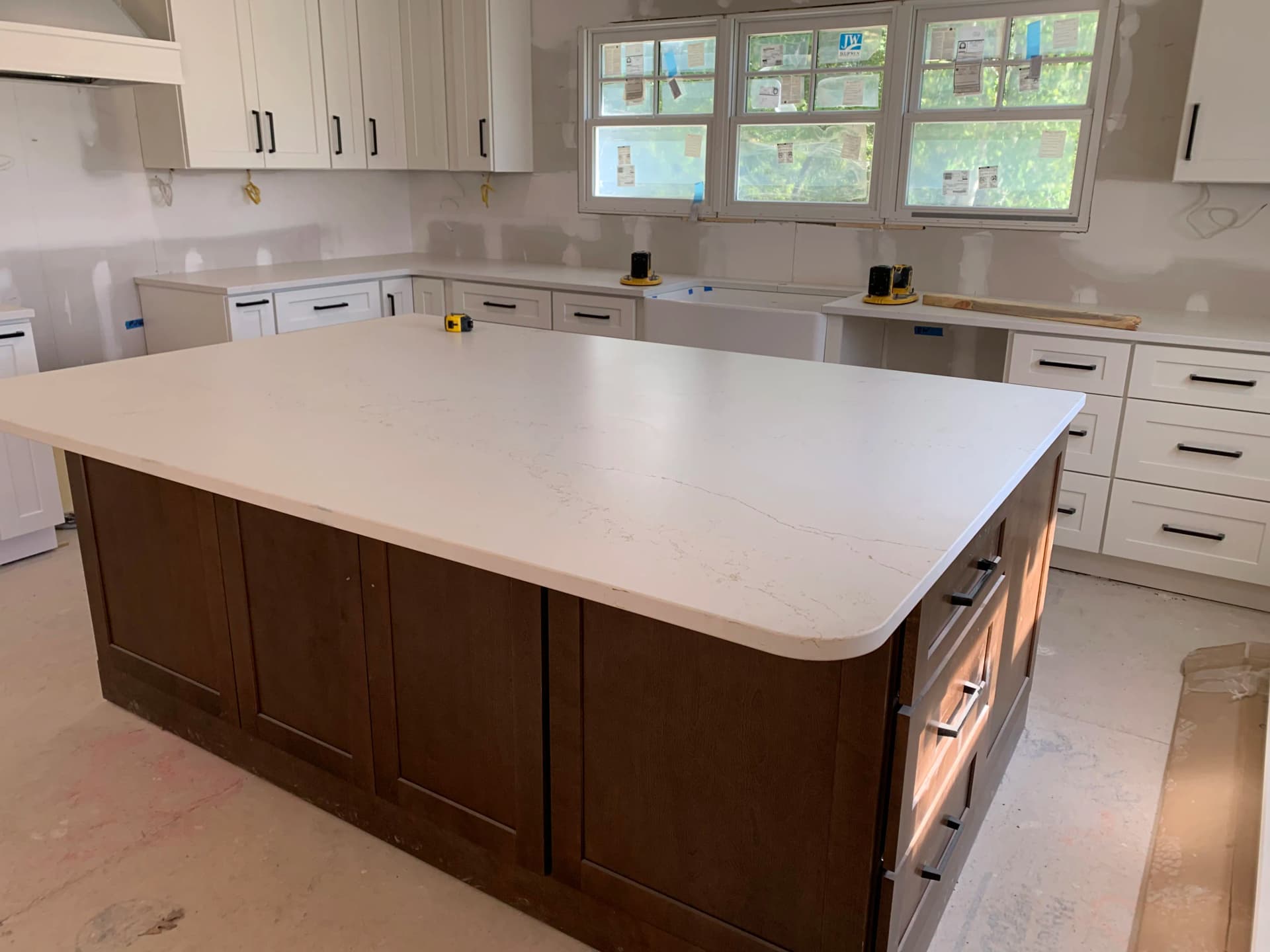 Gallery photos for Countertop Install Day - When a Kitchen Remodel Clicks Into Place: Image #2